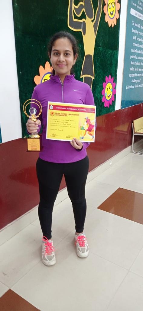 Joshika Madnani won Gold in Girls 16 category in Inter school tournament held on 12th and 13th of November at DPS Eldeeco